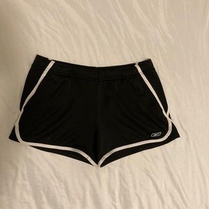 black and white pocket shorts size medium